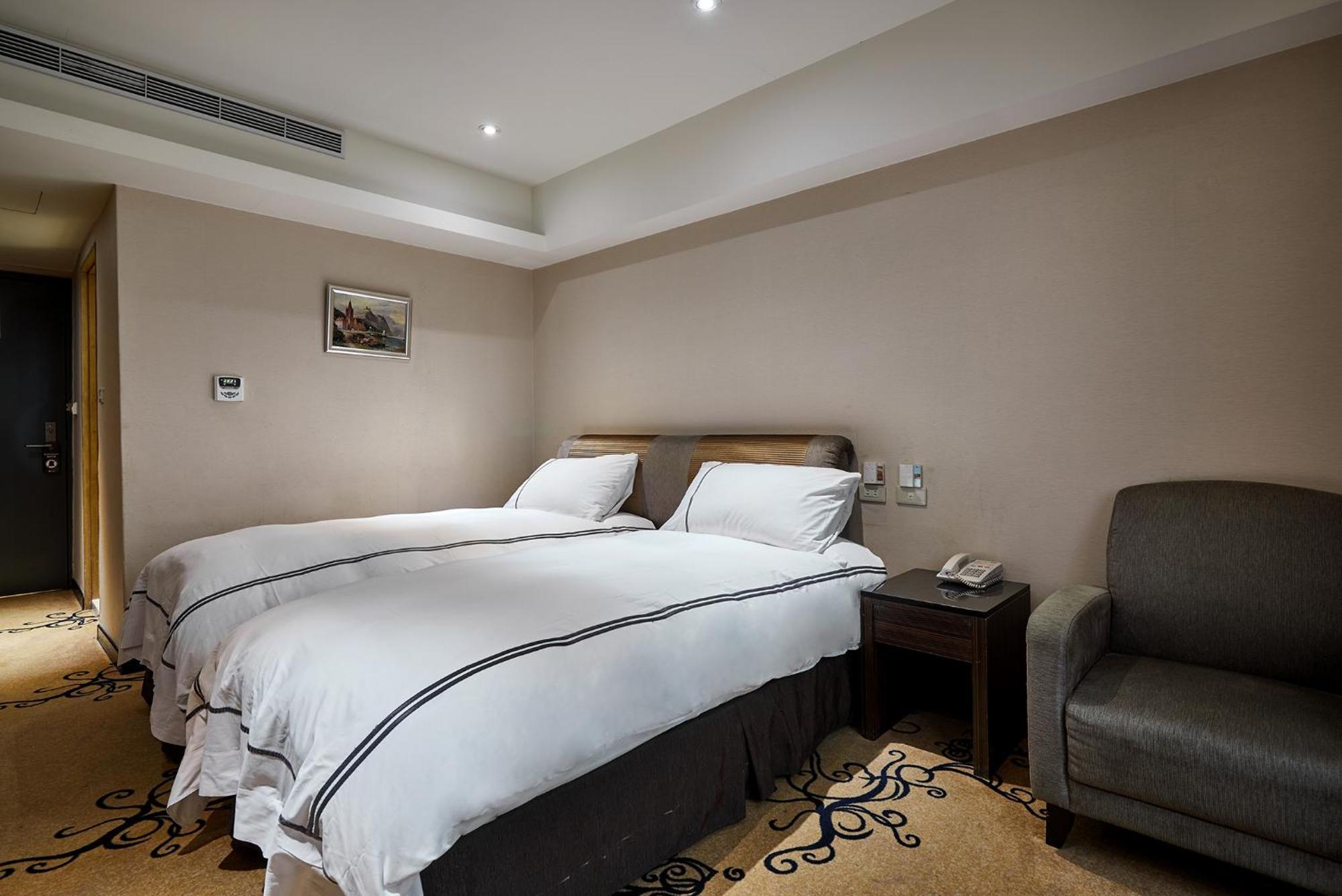K Hotel Taipei Exterior photo